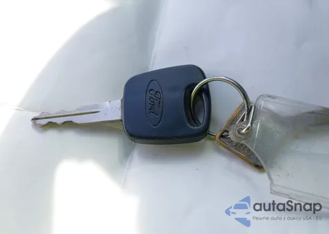 1999 Ford Ranger Xlt from USA, damaged, VIN 1FTZR15X0XTB16123